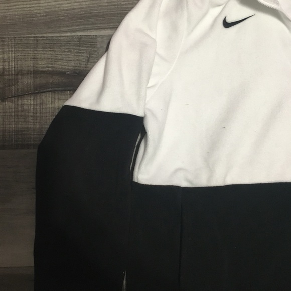 Nike Jacket - Picture 7 of 8